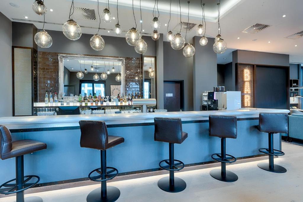 Premier Inn Regensburg City Centre - 15