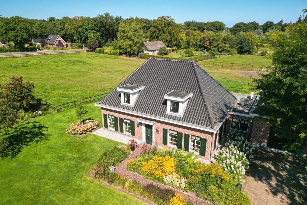 Κήπος έξω από το Landgoed Steenbergen