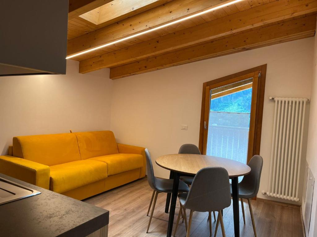 Residence La Corte - Apartamento Con Vistas A La Montaña