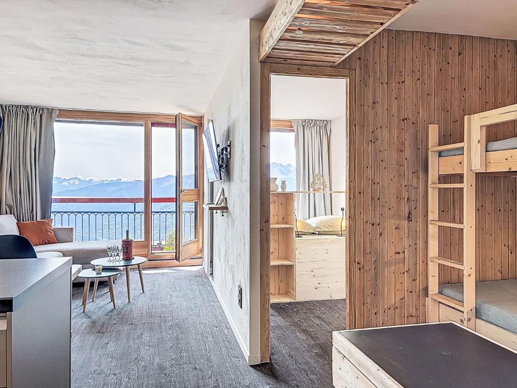 Postel nebo postele na pokoji v ubytování Apartment La Nova by Interhome