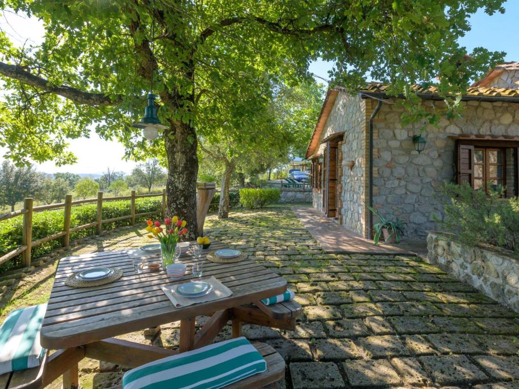 Zahrada ubytování Holiday Home Sottopoggetto by Interhome