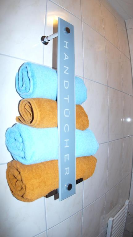 Kempf Apartments - 6