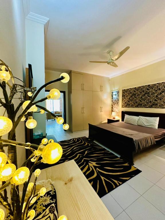 Postel nebo postele na pokoji v ubytování Luxury Villa Upper Portion