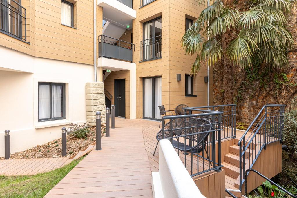 Hôtel Montcalm - Resim 24