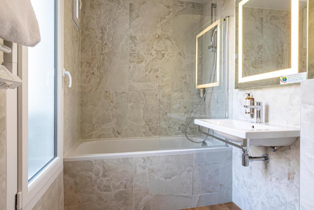Hôtel Montcalm - Resim 32