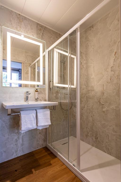 Hôtel Montcalm - Resim 42