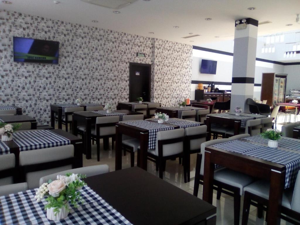 Restaurace v ubytování Hotel Vila da Restinga