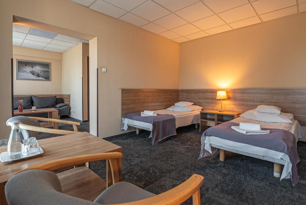 Hotel Olimpijski - 4