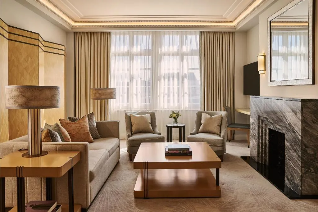 Mayfair Suite