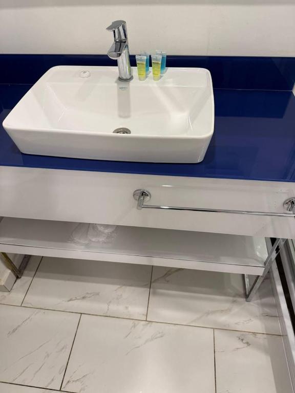 Φωτογραφία από το άλμπουμ του Orbi City rooms στο Μπατούμι