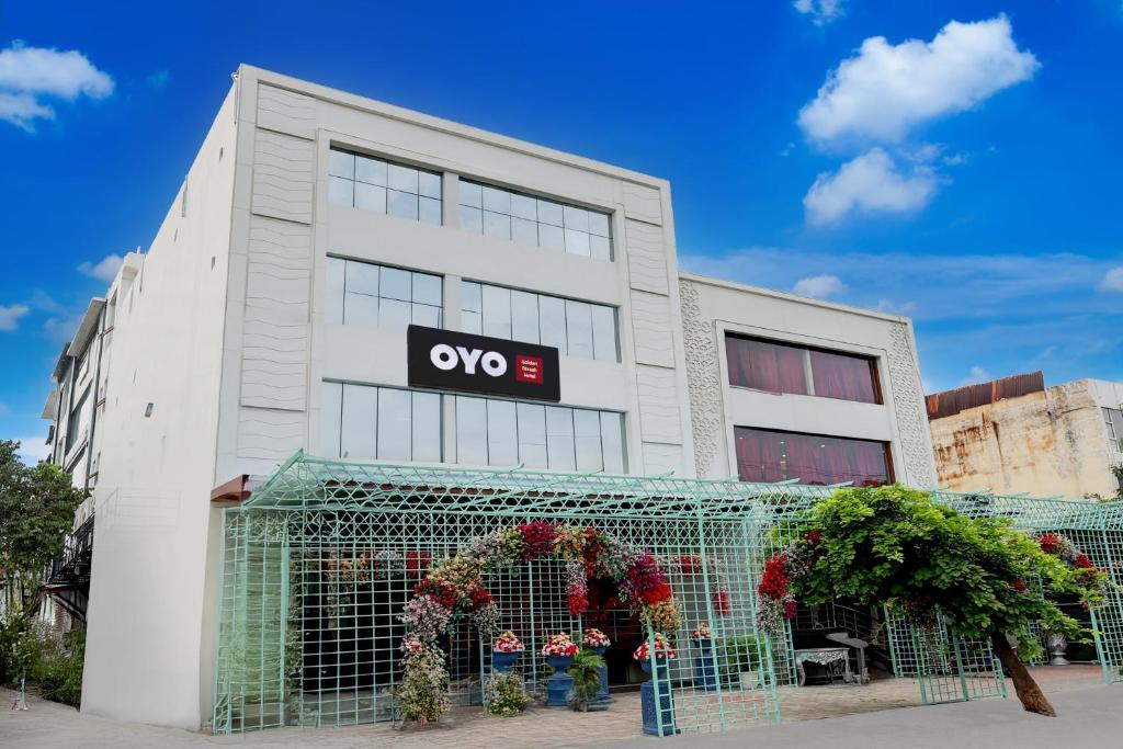 Fotografie z fotogalerie ubytování Hotel O Golden Rivaah Hotel v destinaci Ghaziabád