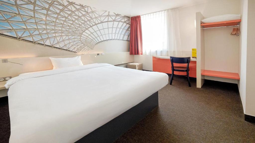B&B HOTEL Katowice Centrum - Resim 21