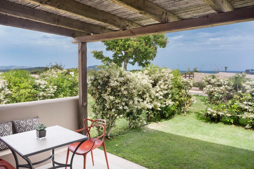 Baglioni Resort Sardinia - The Leading Hotels of the World - Grand Deluxe Doppelzimmer Mit Meerblick