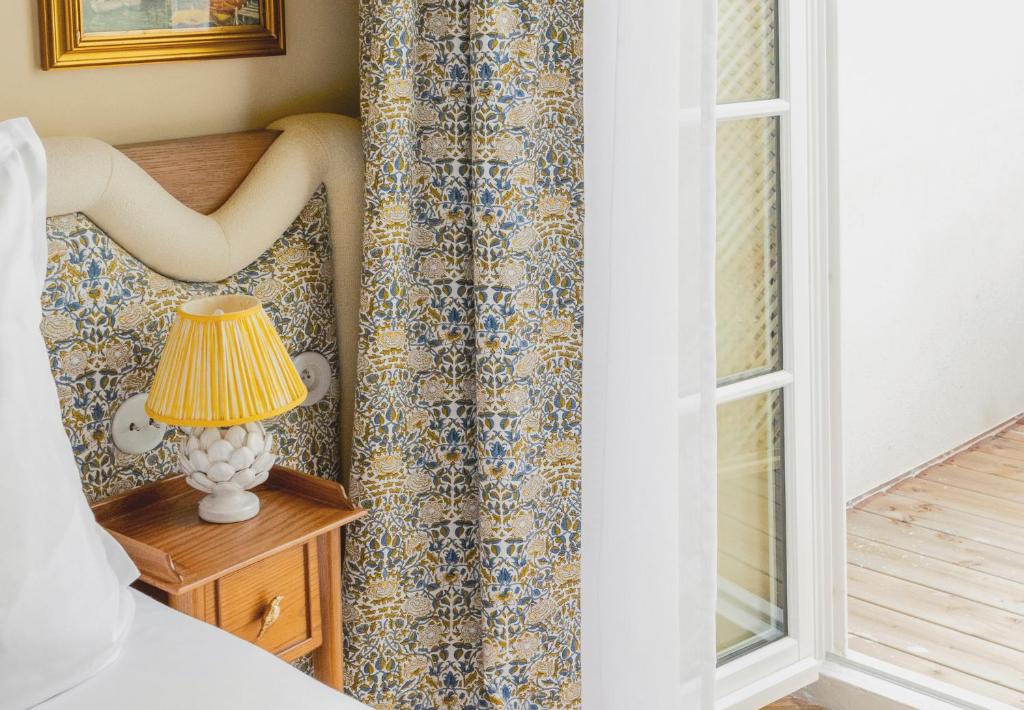 Hôtel Amista Marseille - ancien Hôtel Saint Louis - Vieux Port - Resim 25