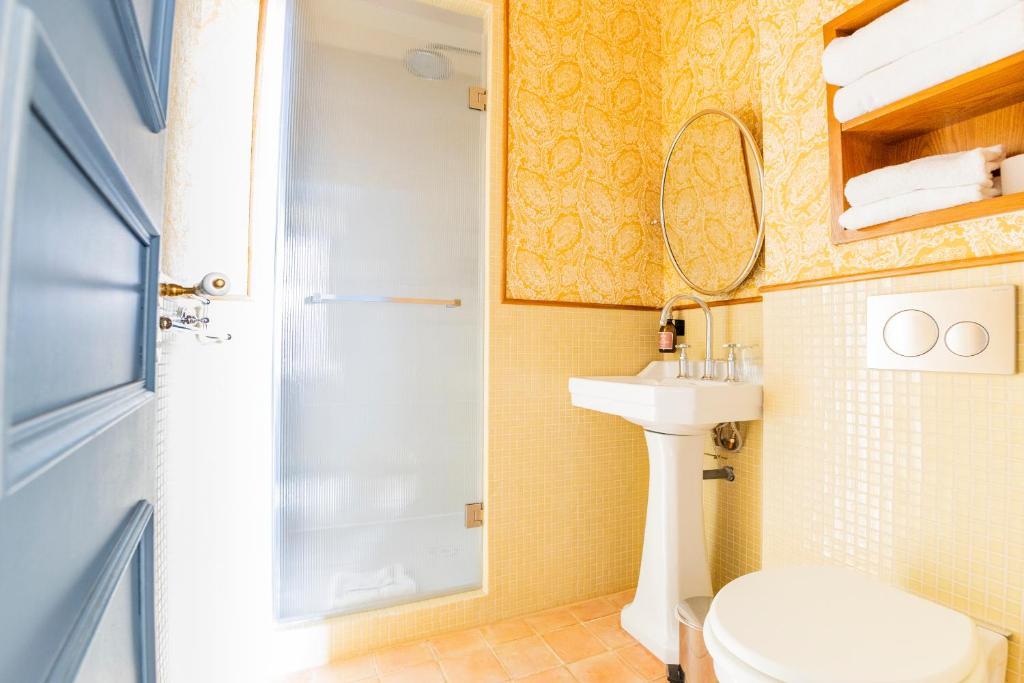 Hôtel Amista Marseille - ancien Hôtel Saint Louis - Vieux Port - Resim 24