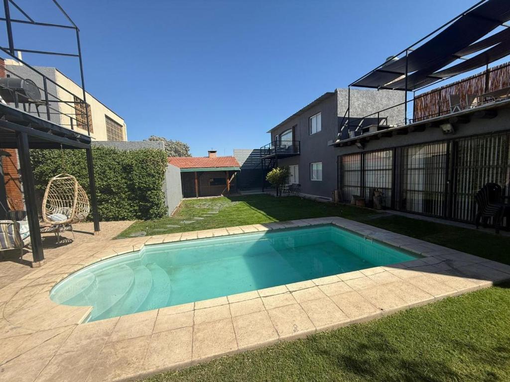 Πισίνα στο ή κοντά στο Complejo de departamentos H&H