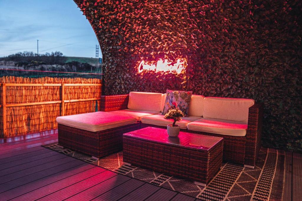 Coorie Retreats Luxury Geo Domes and Cabins with Private Hot Tubs Cinema Firepit and More - Habitación Doble Con Baño Privado