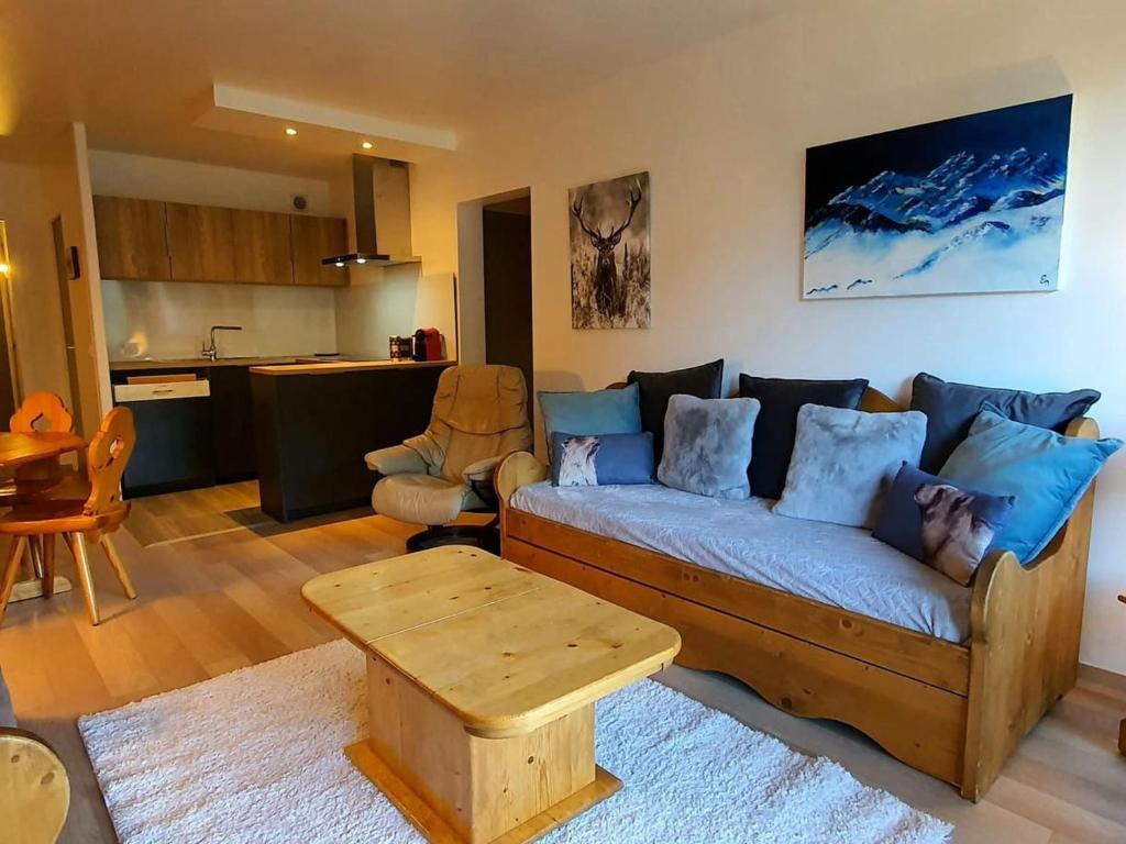 Posezení v ubytování Appartement 3 pièces, 6 personnes, balcon, parking - FR-1-676-237