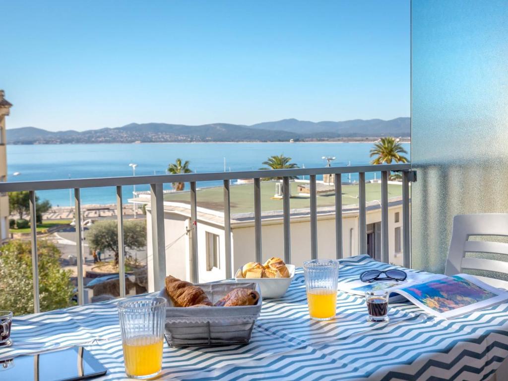 Appartement 2 pièces avec Terrasse - Plage à 50m - Climatisé - Proche Gare et Commerces
