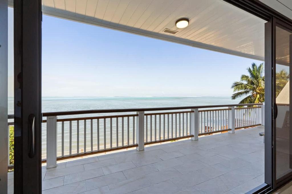 Spacious 3BR Oceanfront Retreat Paea Tahiti - photo 10 - Tahiti, Polynésie