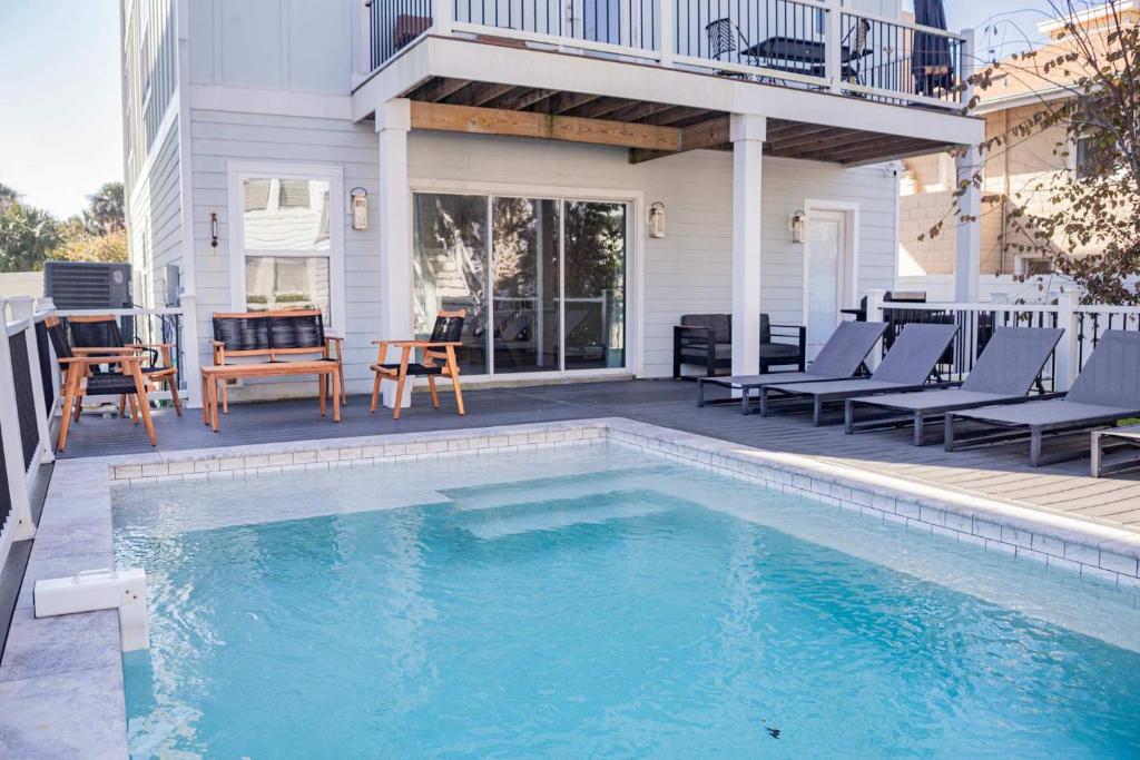 Bassein majutusasutuses Casual Beach Getaway - Pool - Short Walk to Beach või selle lähedal