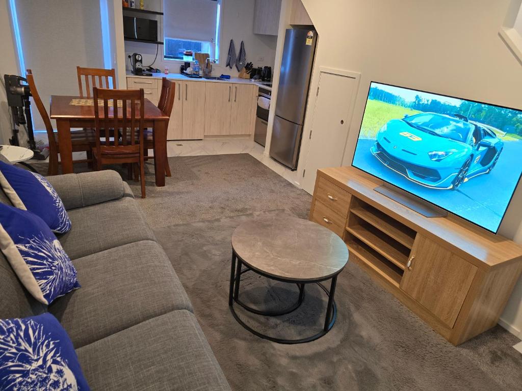 Modern 3-Level City Apartment Prime Cashel Street - Resim 32