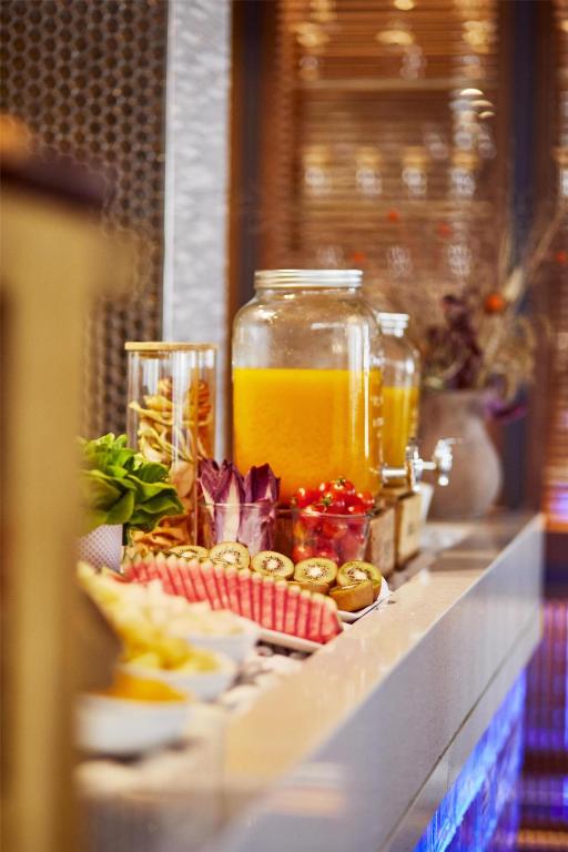 Hyatt Centric Gran Via Madrid - Resim 5