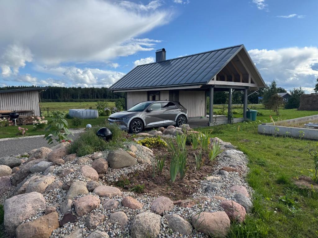 Κήπος έξω από το New Sauna House in Nõo near Tartu