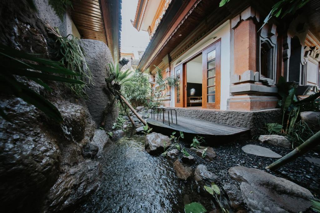 Fotografie z fotogalerie ubytování Gallery House at Semadi Living v destinaci Darmasaba