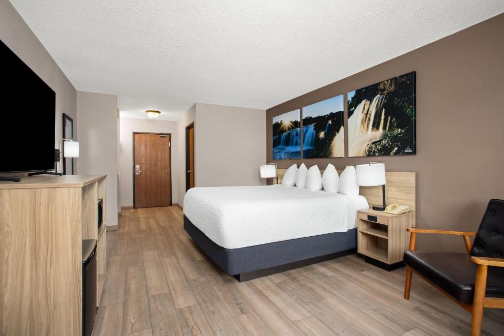 Days Inn by Wyndham Spearfish - Zimmer Mit Kingsize-Bett – Nichtraucher