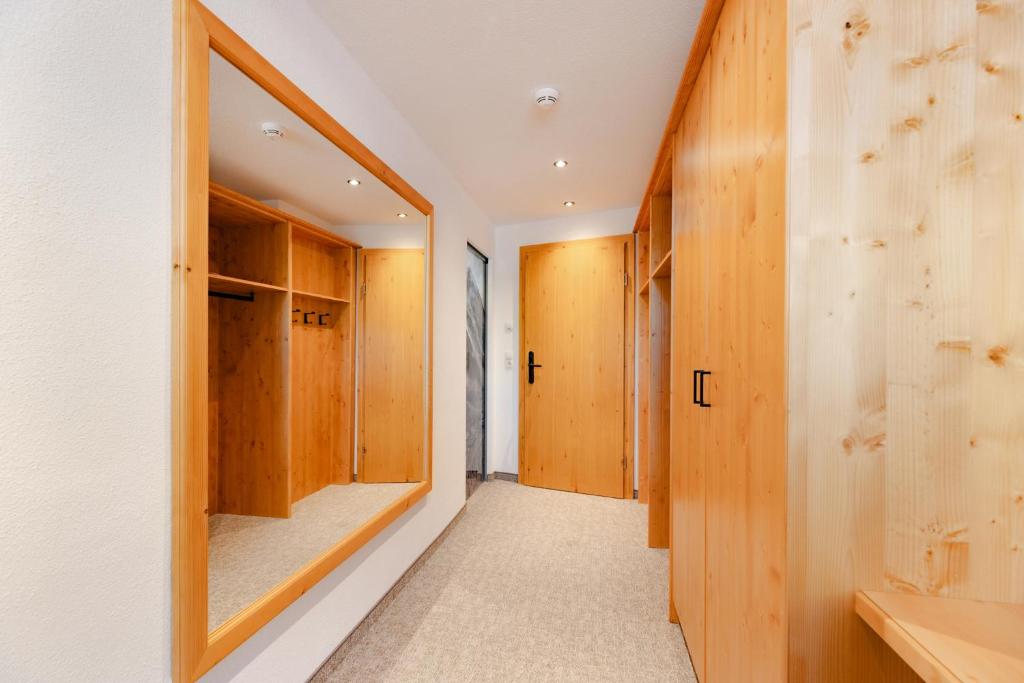 Hotel Pinzger Tux - 9