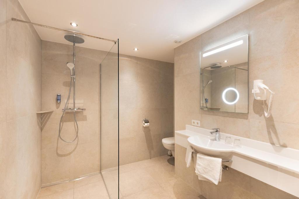 Hotel Pinzger Tux - 11