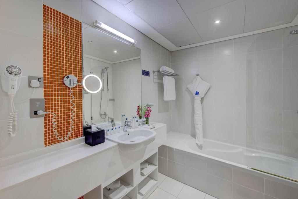 TRYP by Wyndham Abu Dhabi City Center - Resim 24