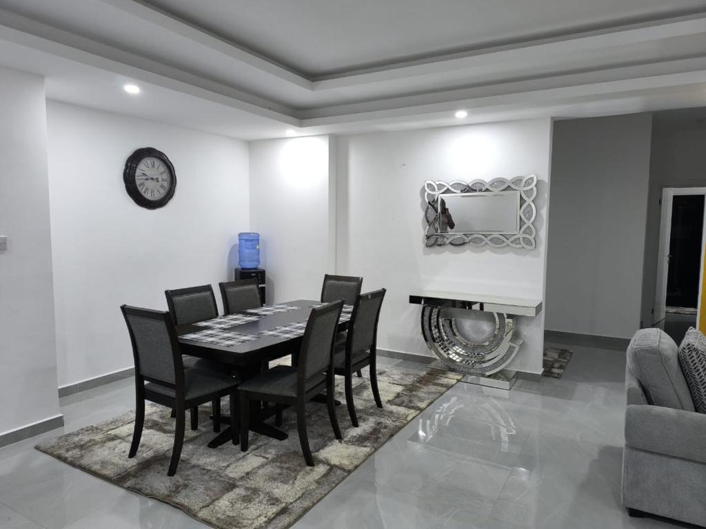 Χώρος καθιστικού στο Kathy's place in Nyali