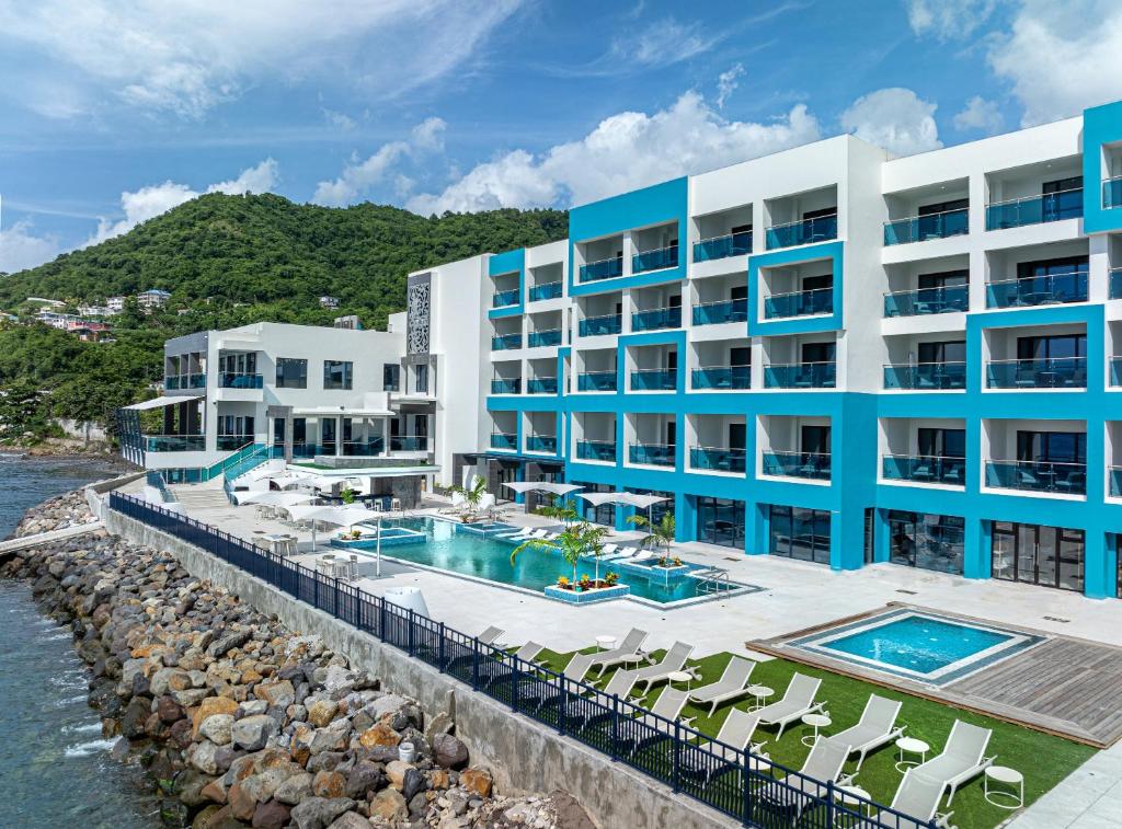 Πισίνα στο ή κοντά στο Ocean Oasis Hotel Dominica