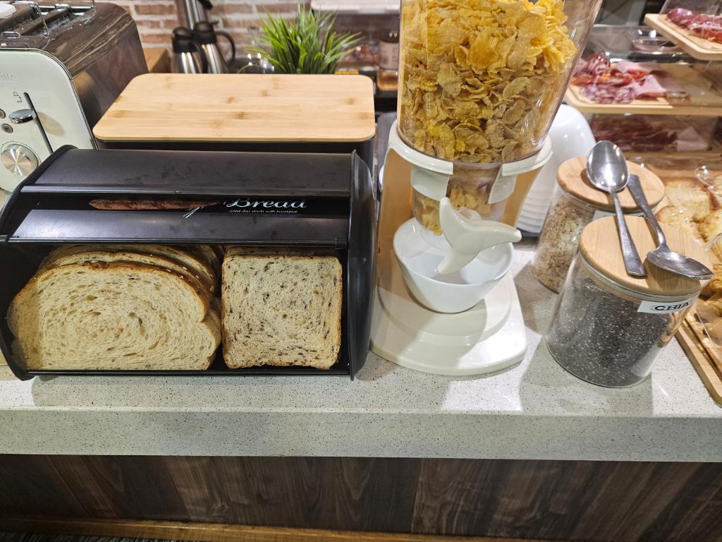 Hostal La Campana - 17