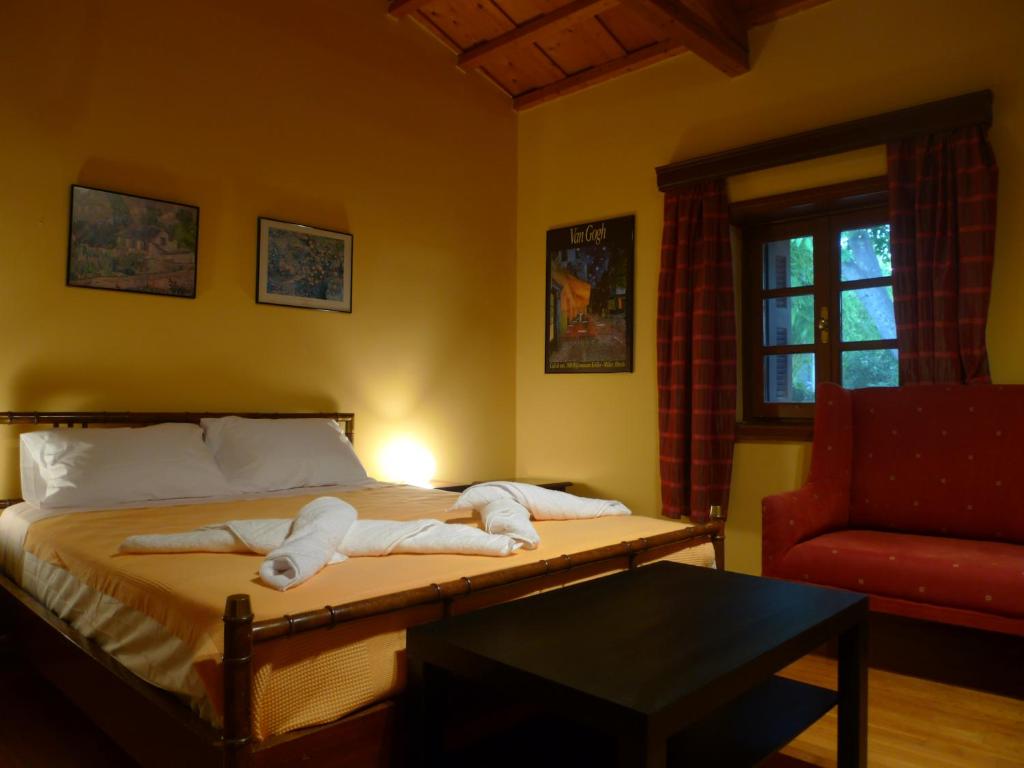 Ένα ή περισσότερα κρεβάτια σε δωμάτιο στο The Wooden Nest, Cozy Private Room