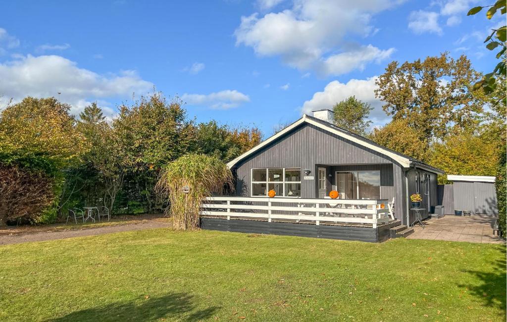 Zahrada ubytování Lovely Home In Hadsund With Wifi