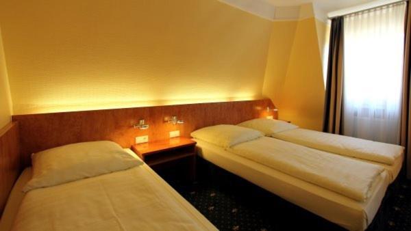 Aparthotel Astro - Nichtraucherhotel - Resim 36