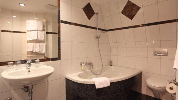 Aparthotel Astro - Nichtraucherhotel - Resim 8