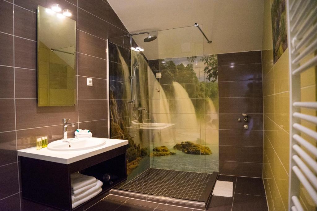 Koupelna v ubytování Hotel Kapetanovina