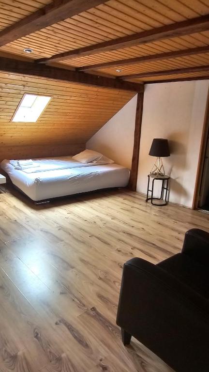 Cozy studio with Roof Terrace for 3 - Resim 20