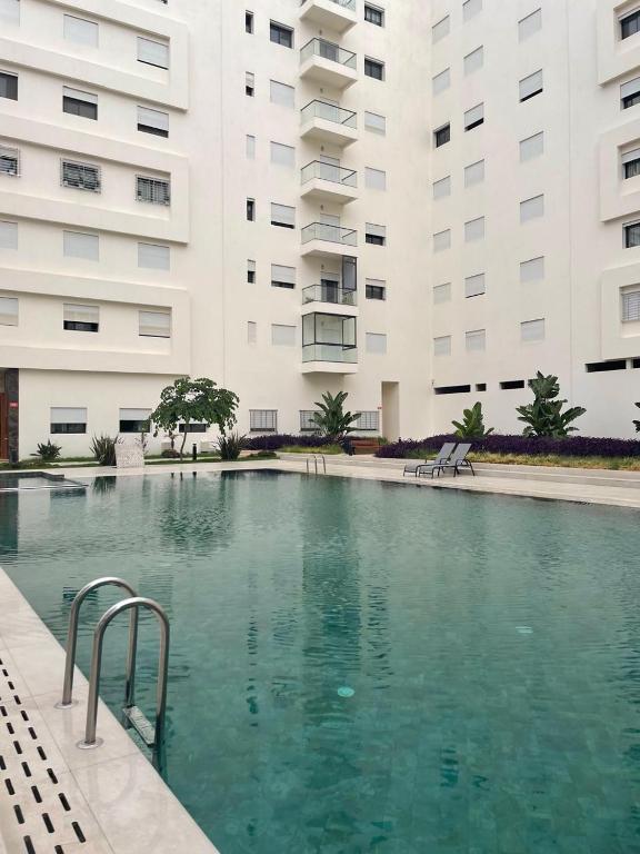 Luxury residence with pools and games, Tánger (precios actualizados 2026)