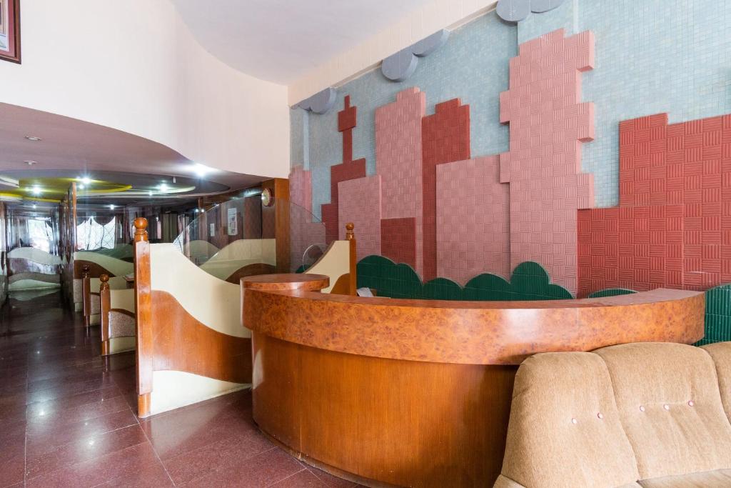 Un lugar para sentarse en Hotel O Shivam