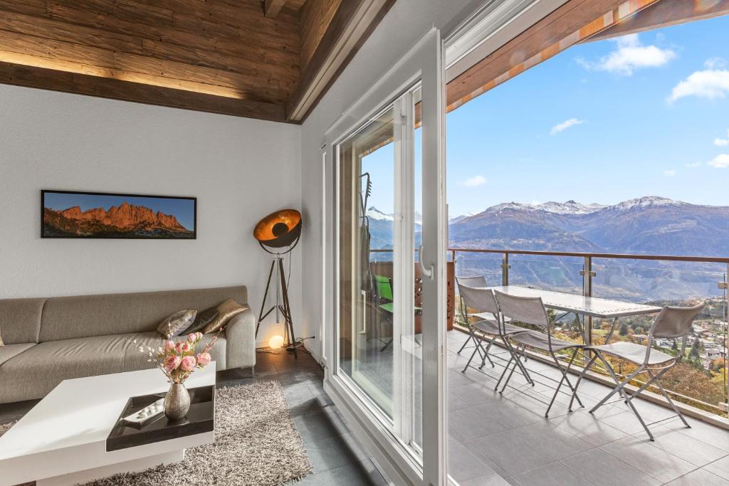 Crans-Montana 6 pers, grand appart rénové avec balcon, vue & parking