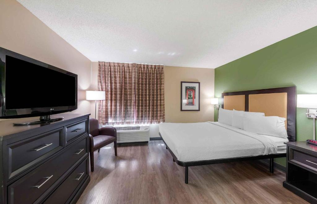 Extended Stay America Suites - Orange County - Cypress - Queen Studio - Non-Smoking