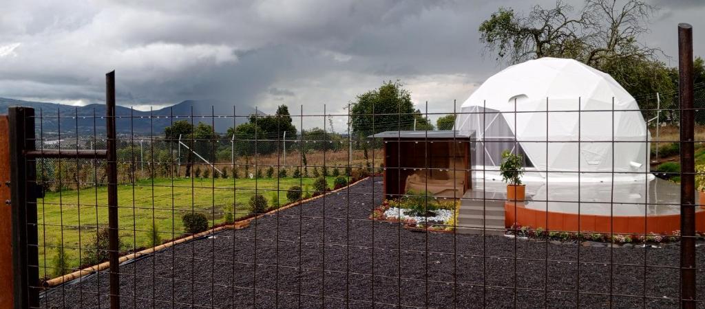 Pogled na planinu ili pogled na planinu iz kampa