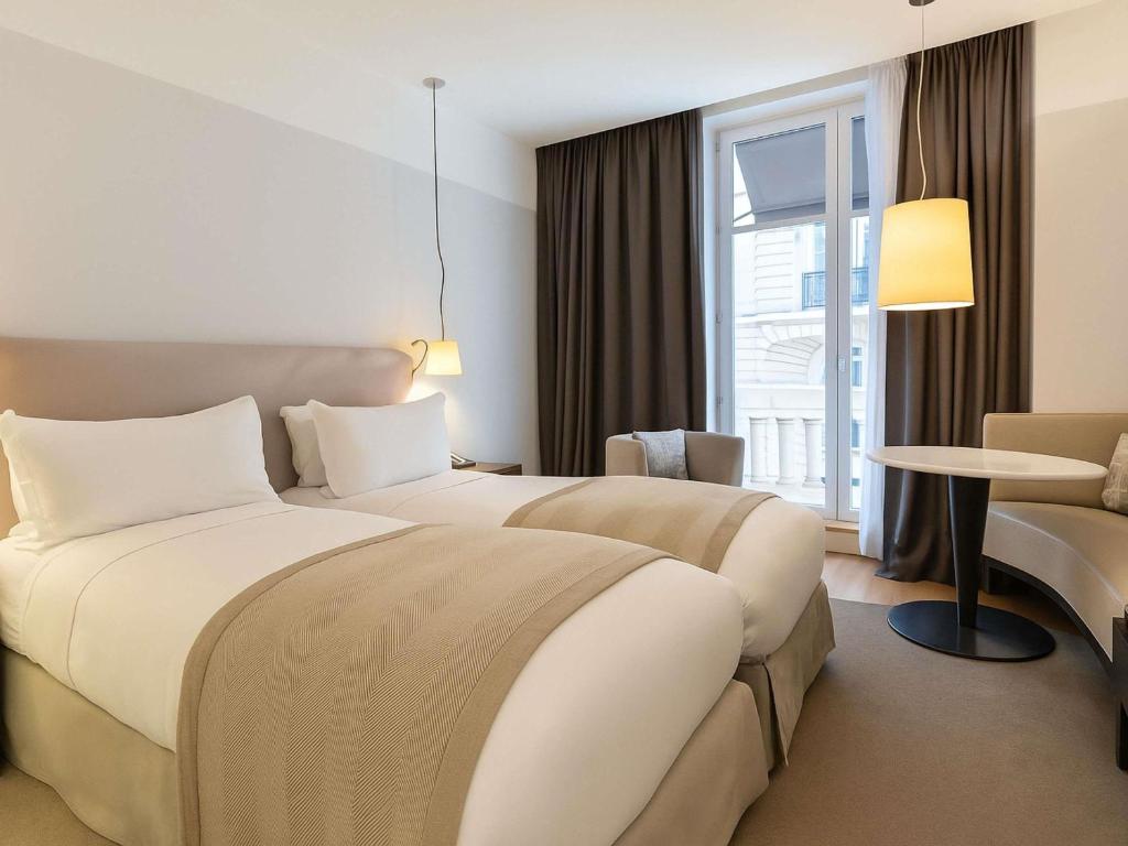 
Luxury Room with 2 Single Beds
