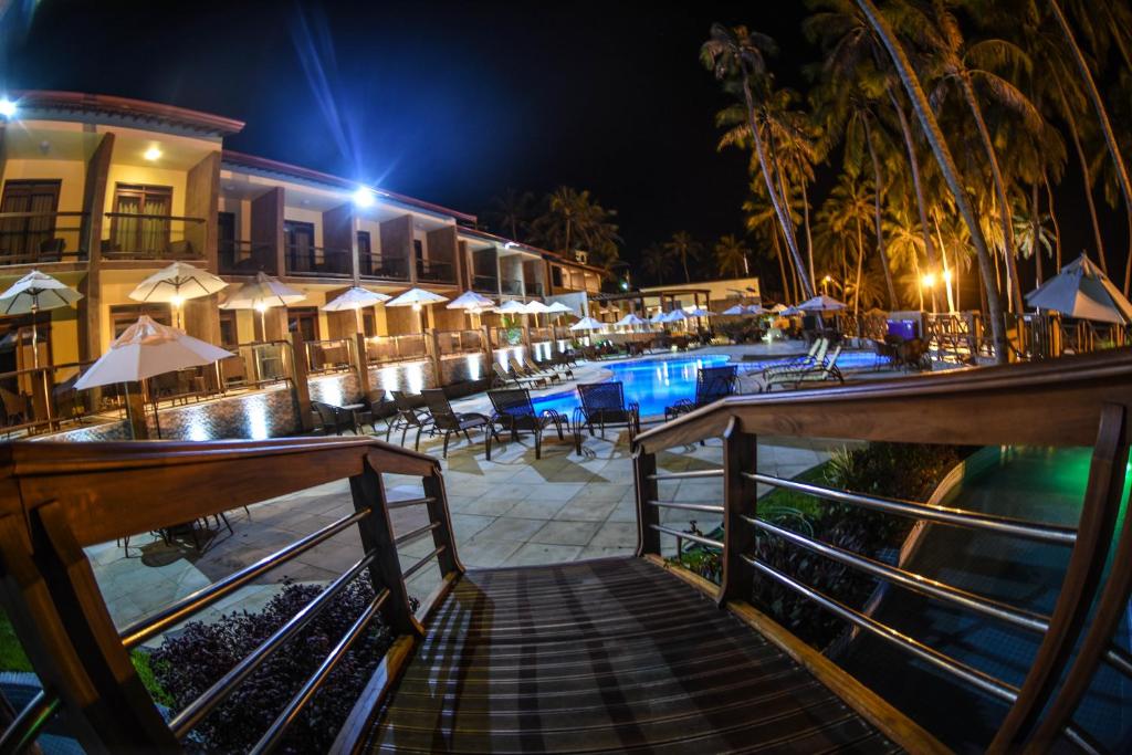  Genus Beach Hotel