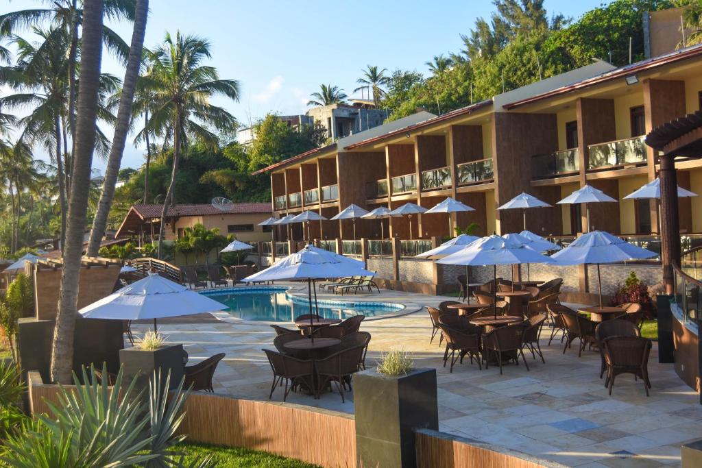  Genus Beach Hotel